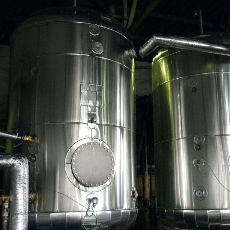 Acumulación de agua esterilizada